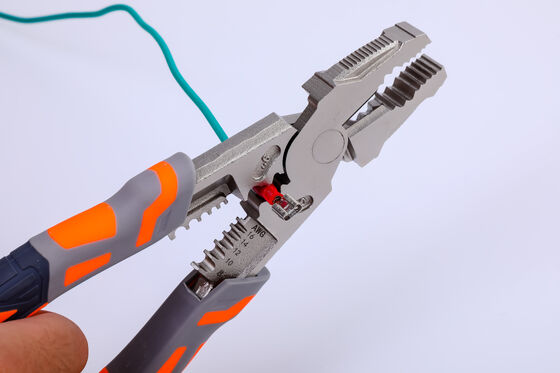 Multifunction Forge Steel Insulated Combination Plier 1000v 224mm For Wire Stripping