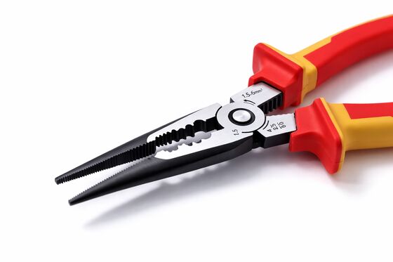 HRC62 Dureté 180 mm Longueur Finition résistante à la corrosion Plier d'isolation combinée pour l'entretien électrique